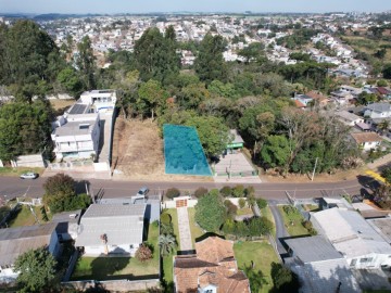 Terreno Comercial / Residencial